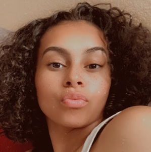 Meet your Posher, Divona